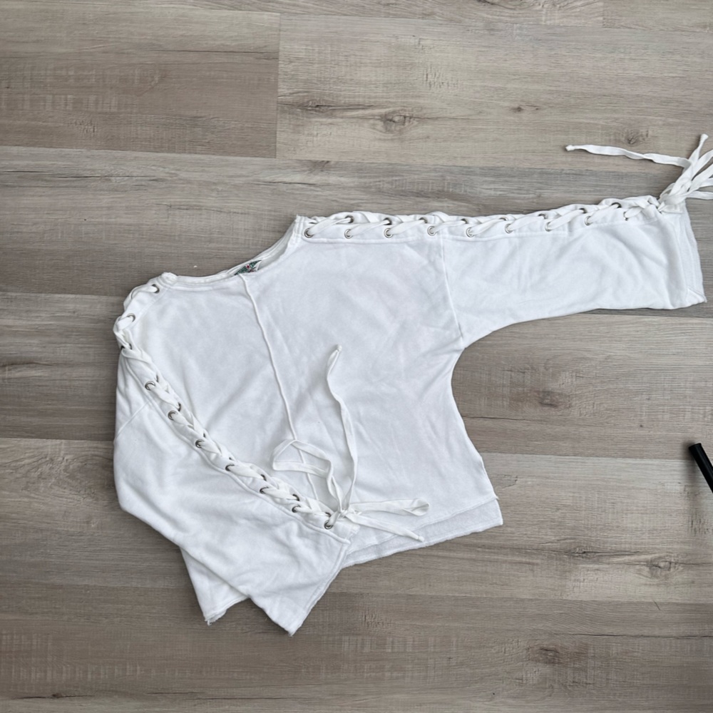 Hardtail! Comfy (WHITE) Sweatshirt (S) (LIKE NEW) Lace-up Leaves 🤍